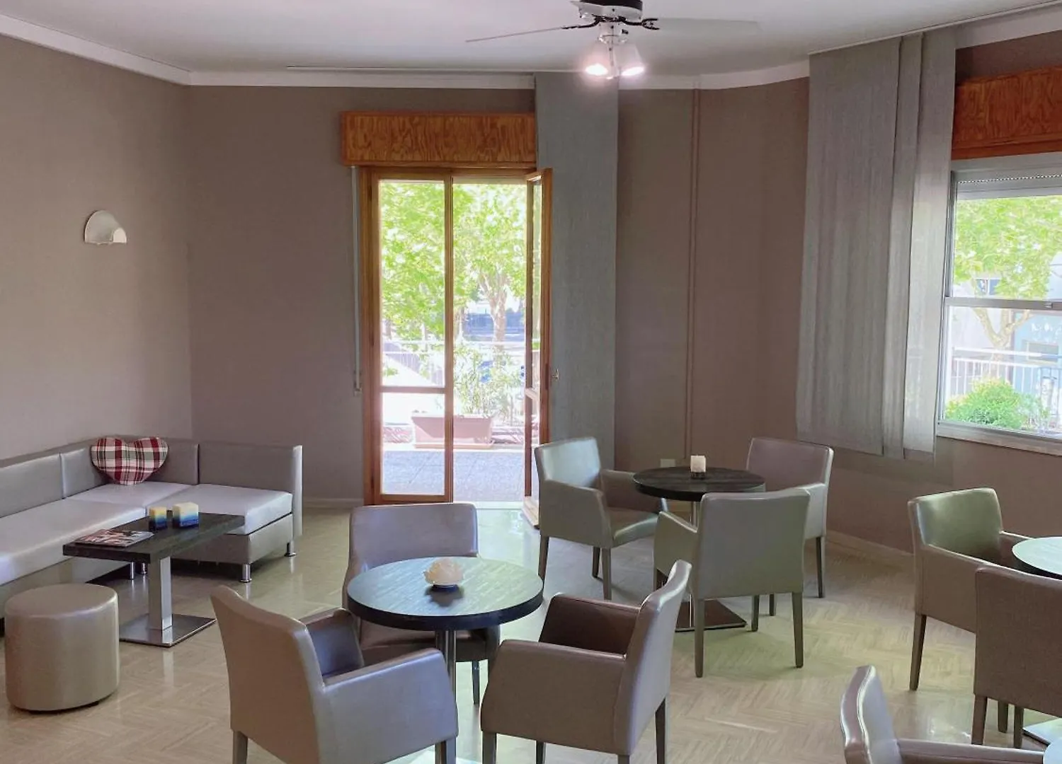 Hotel Residence Ponente Cesenatico