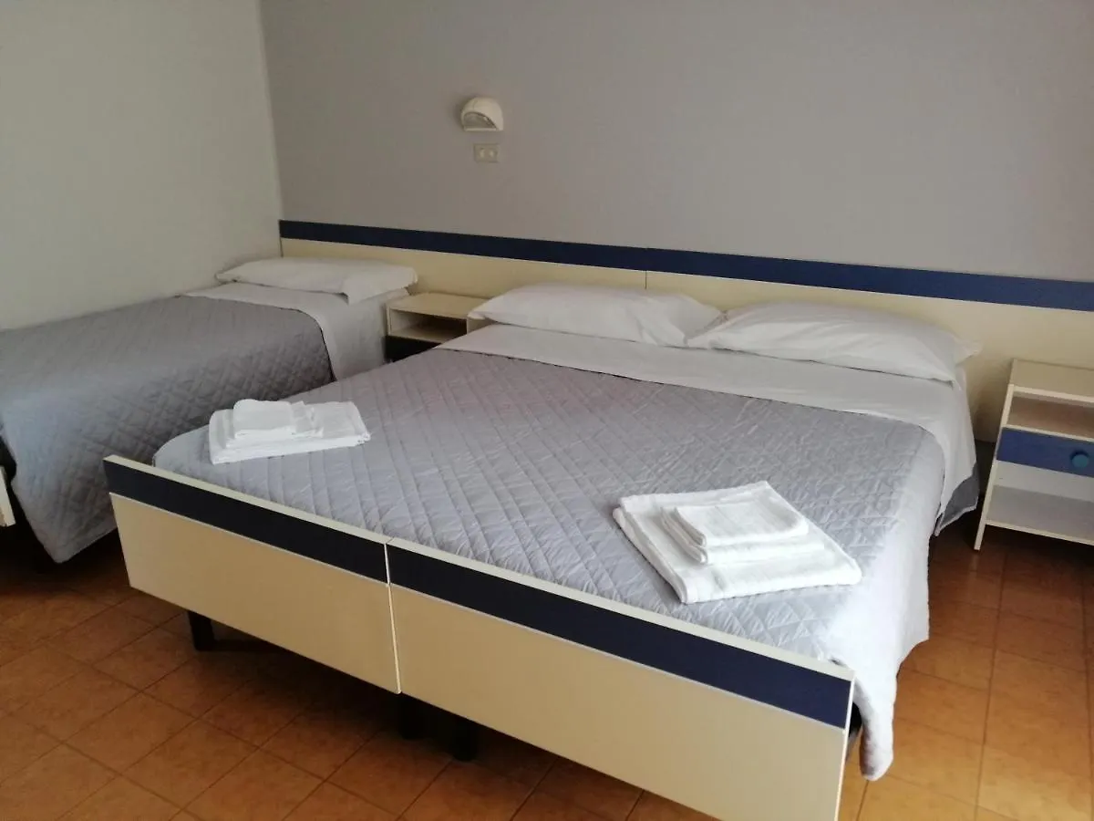 Hotel Residence Ponente Cesenatico 2*,